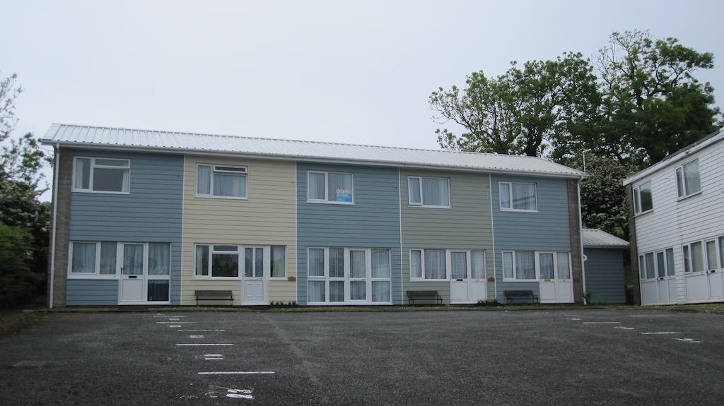 Freshwater Bay Holiday Cottages Пембрук Номер фото